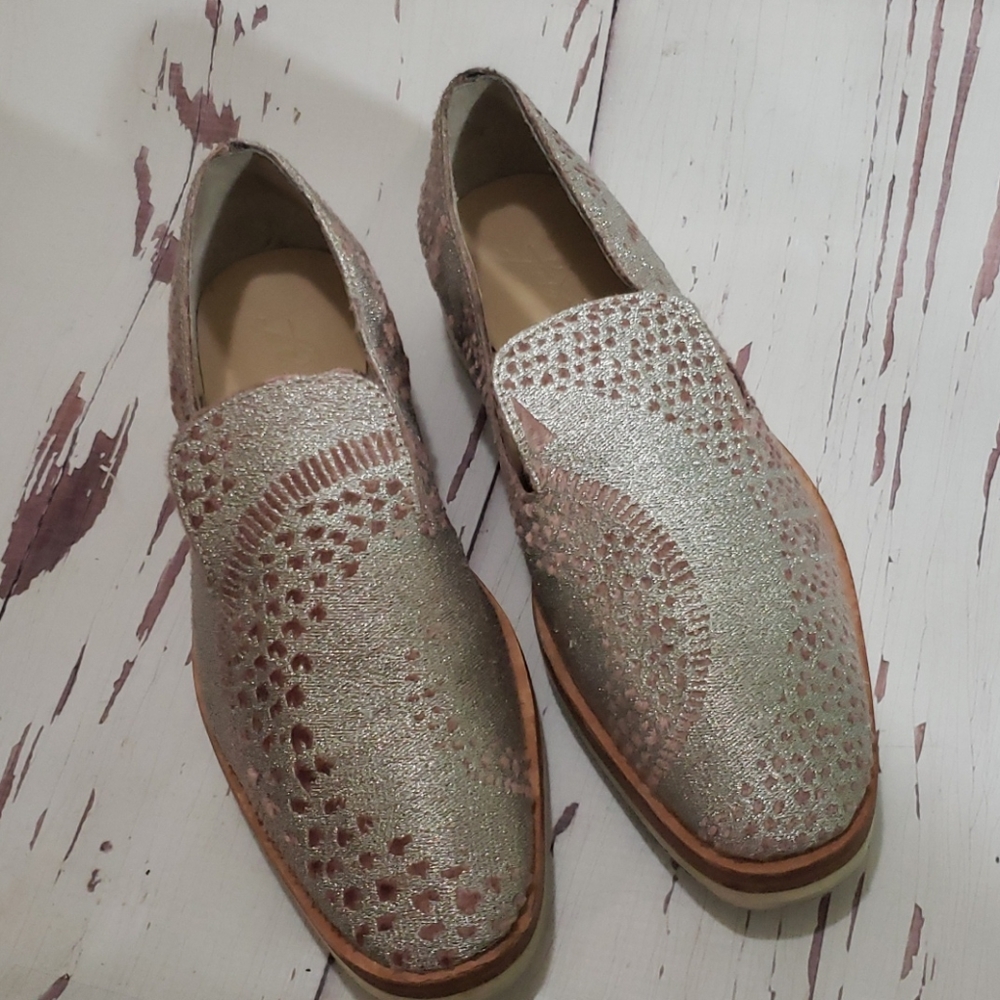 Free People Metallic Silver-Taupe Crochet Slip-On Flats